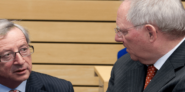 Shaüble et Juncker veulent instituer une 'taxe de solidarité' pour financer l'afflux de migrants car pour eux, on accepte les réfugiés car les peuples paieront sans qu'on leur demande leur avis... 