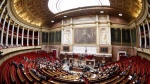Immigration : cette loi votée en catimini qui élargit le droit du sol