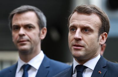 Par décret passé en catimini, Macron et Véran créent « le Conseil national de certification », soumis au gouvernement, pour reconduire ou retirer le droit d’exercer des médecins qui n’obéissent pas… pas un mot dans les médias