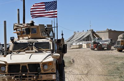 De «larges boîtes» d’or pillé par Daech évacuées par les USA, selon SANA