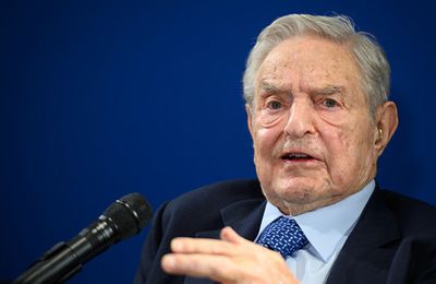 Conflit UE-Allemagne: George Soros veut-il une «gouvernance de milliardaires contre les peuples»?