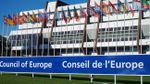 Recommandations du Conseil de l’Europe pour lutter contre le “racisme antimusulman” : enseigner l’histoire de “l’islam d’Europe”, renforcer la participation politique des communautés musulmanes, satisfaire leurs exigences religieuses…