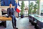 Elysée : En pleine crise économique et sanitaire, Emmanuel Macron retape son bureau pour un total d'un petit million d'euros